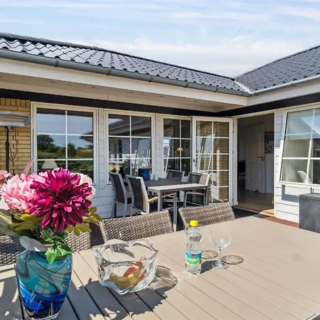Eia - 1-5km From The Sea By Interhome Rønne
